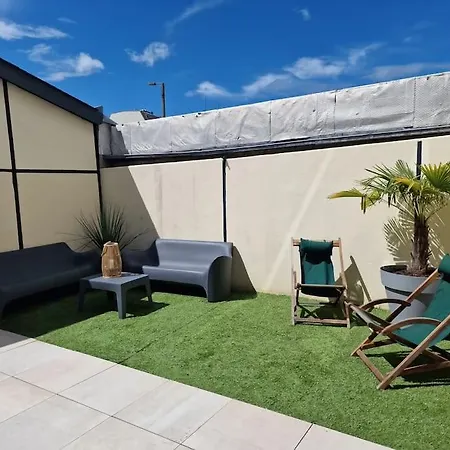 Atypique Clair Et Spacieux Avec Jardin